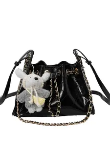 1 Pcs Black Quilted Oil Wax Leather Drawstring Bucket Bag, Luxury Gold Chain Crossbody Shoulder Bag with Cute Plush Charm, Elegant Handbag for Women Daily Commute Dating
