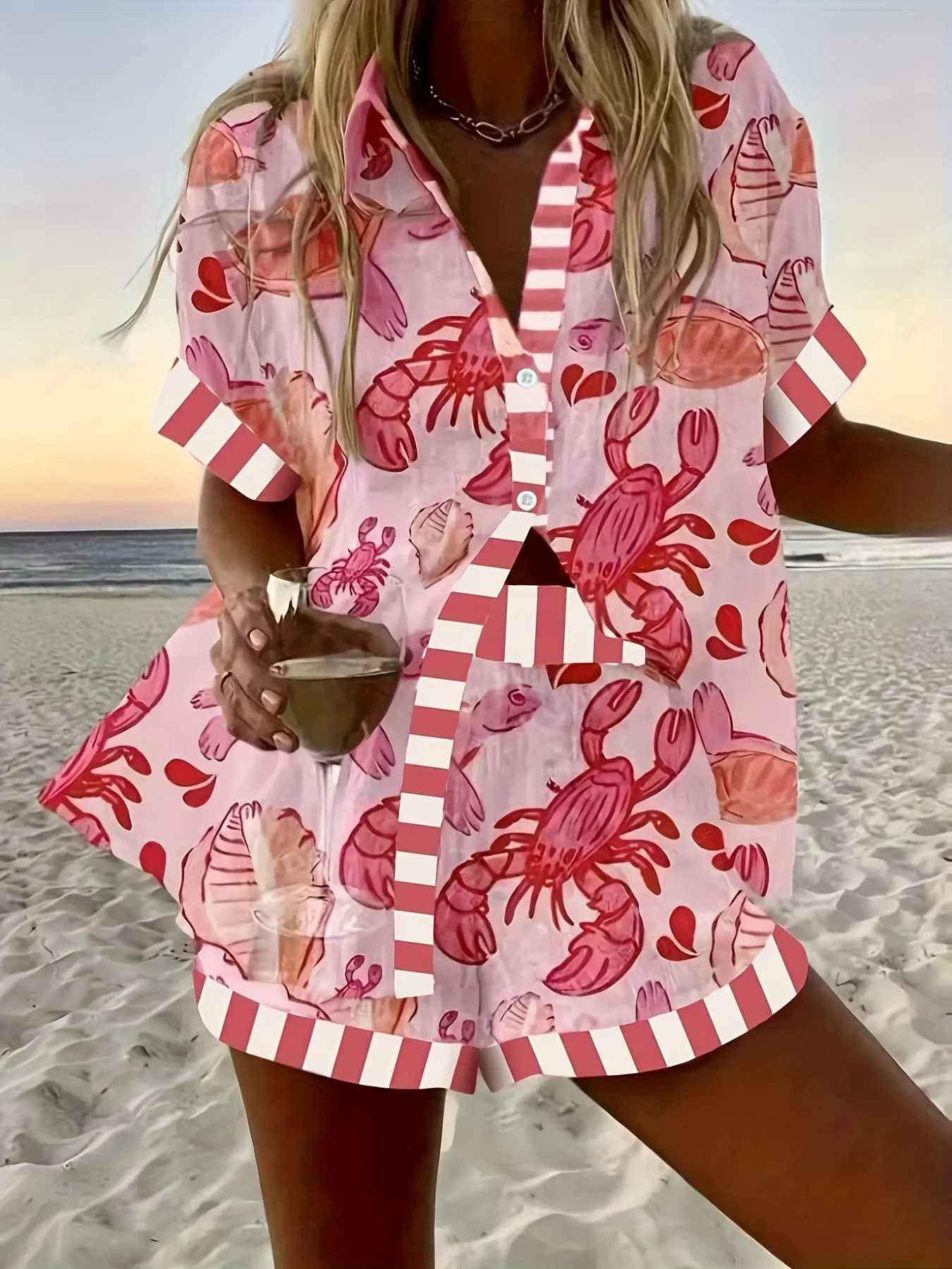 Women's Fashion Casual Beach Vacation Crayfish Print Shirt and Drawstring Waist Fashionable Shorts Set