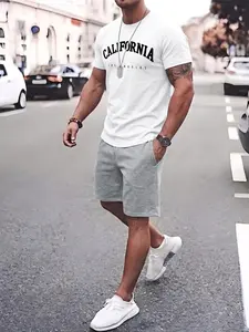 Men's Colorblock T-Shirt and Shorts Set, Comfortable Casual Short Sleeve Round Neck T-Shirt with Pocket Gym Shorts, Summer Men's Clothing Set