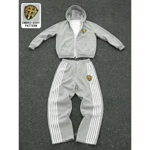 Men’s sportswear set featuring a full-zip hoodie and drawstring sweatpants, fleece-lined, suitable for casual jogging, long-sleeve top for autumn/winter, winter outfits, athletic activewear tracksuits