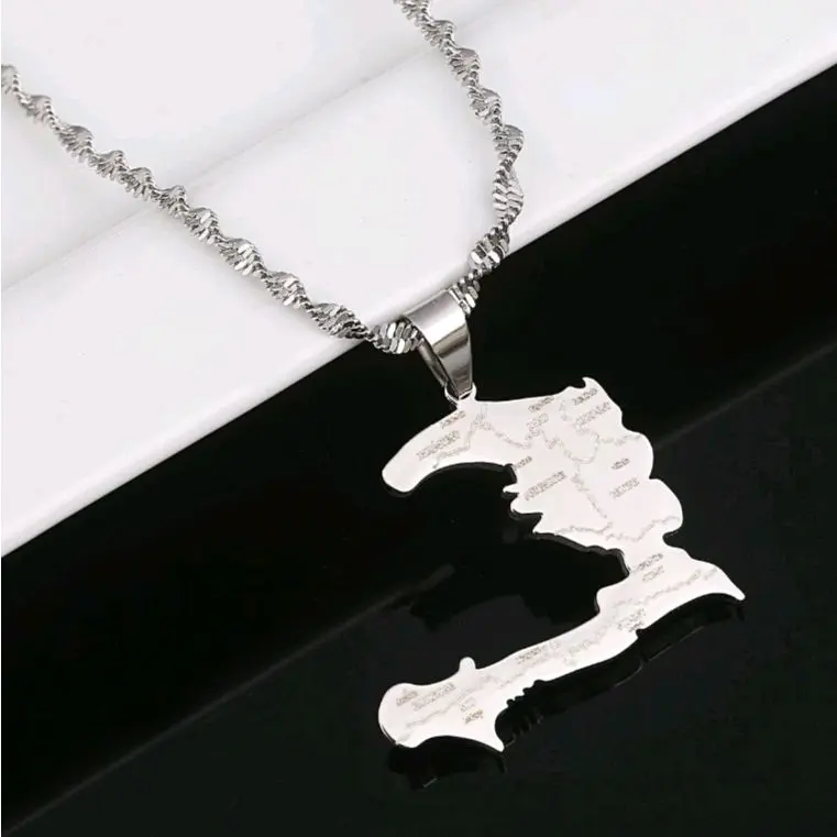 Female Elegant Matching Jewelry Set - Haitian-Themed Necklaces for Women, Ideal Couple Gift Ideas