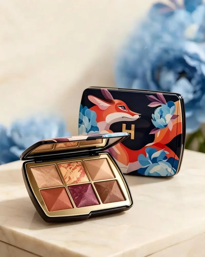 Hourglass Eyeshadow Palette - Lightweight, Blendable Cosmetic for Eye Makeup Looks