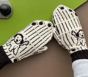 Puppy Love Mittens by Aud Bergo – Cozy Knit Mitten Pattern with Heart Design