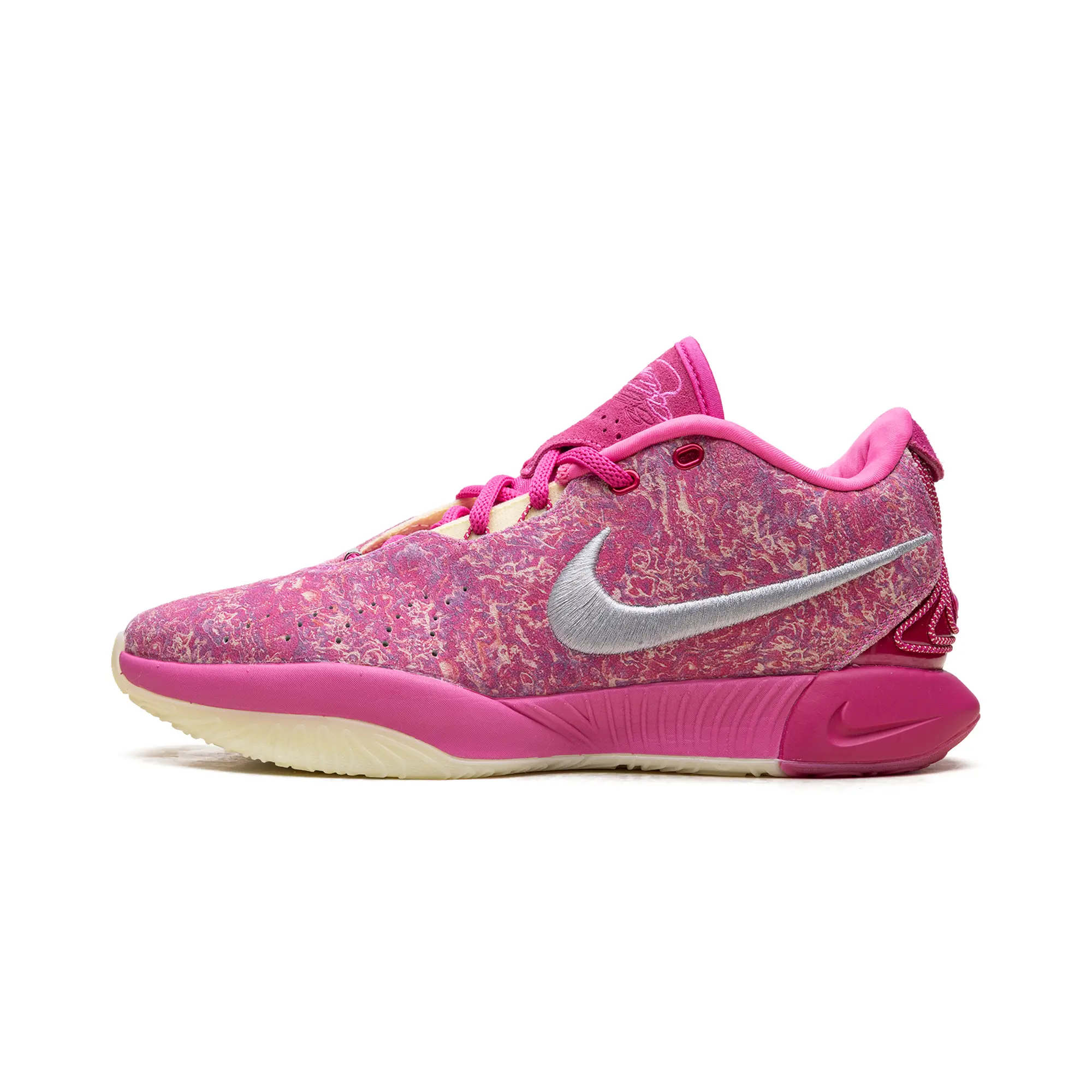 LeBron 21 "The World Is Your Oyster" HF0721 900