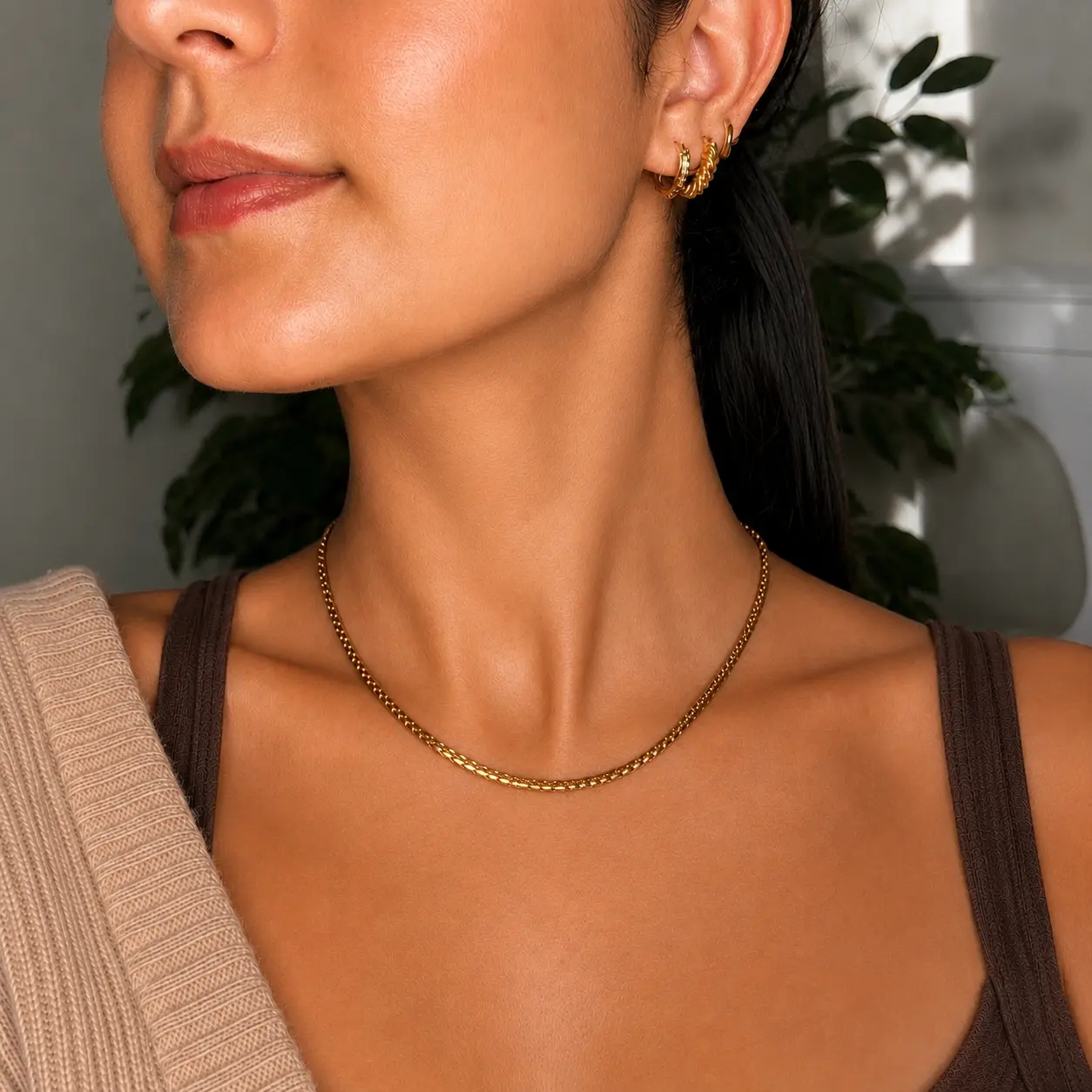 Alina Golden Twist Necklace - Waterproof Stainless Steel Jewelry