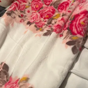 Betsey Johnson Rose Plush-Fleece Throw Blanket 50X70 Ultra Soft High-Pile Velvety Cozy Machine Washable Easy Care