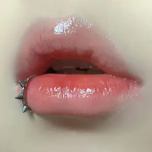 Pointed Cone Closed Ring Seamless Ring Lip Ring Spice Girl Willow Studs Rivet Horseshoe Ring Demon Studs Niche Lip Studs Ear Bone