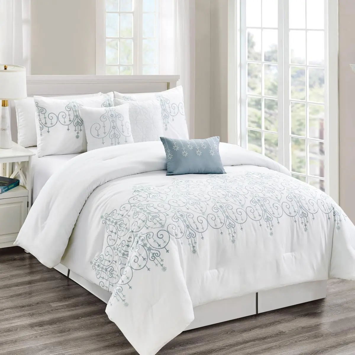 Elight Home 21776Q Queen Size Polyester 7-Piece Embroidered Comforter Set - Machine Washable Bedding Collection with Embroidery for Bedroom Decor, Cozy Bed Setup, Relaxing Vibe