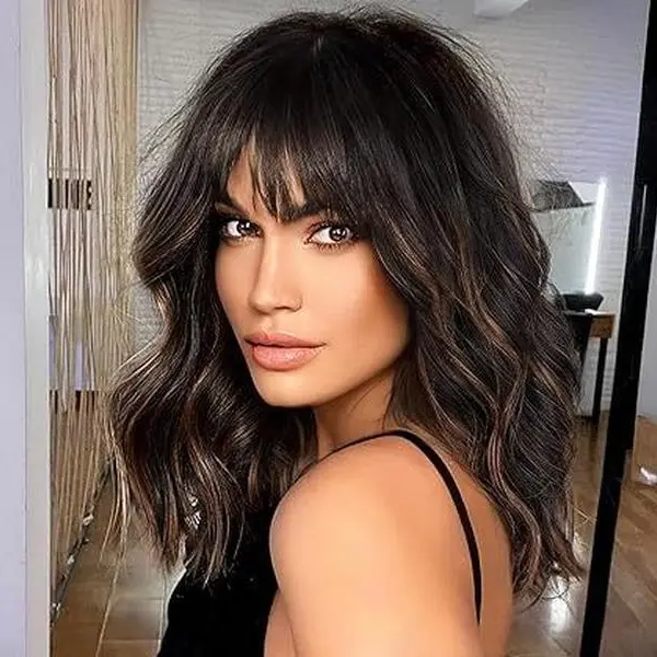 Black Women's 14in Synthetic Mixed Brown Curly Wave Bob Wig with Bang, Lightweight Heat-Resistant Fibers, Celebrity-Inspired Machine-Made Wig, Breathable Cap, Adjustable Strap, Beginner Friendly, Party Wear, Be Used in Any Season