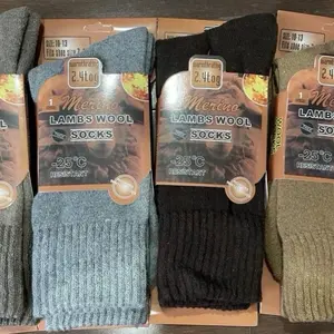 Lamb Merino Wool Warm Crew Socks - New 4 Pairs for Men, Comfortable Fit, Ideal for Cold Weather Wear - Menswear