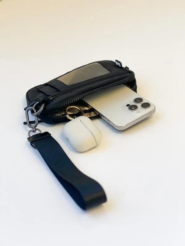 The Iris Carry All Wallet (#8036-5)