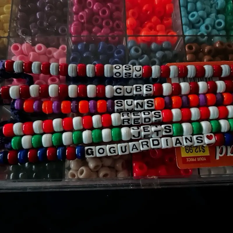 Ladyqueenlizziebeadsjewelry Customizable Team Colors Sports Fan Keychains Bulk Orders at $5 Each for Fans