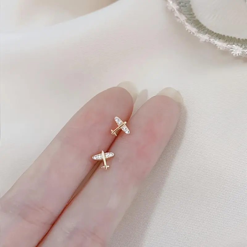 Women's Copper Airplane Shaped Stud Earrings - Female Chic Style Gloss Minimalist Costume Jewelry for Daily Casual Wear, Airplane Shaped Earrings, Chic Style Earrings, Gloss Minimalist Earrings