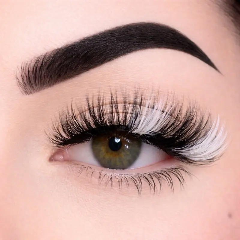Two-Toned Strip False Eyelashes