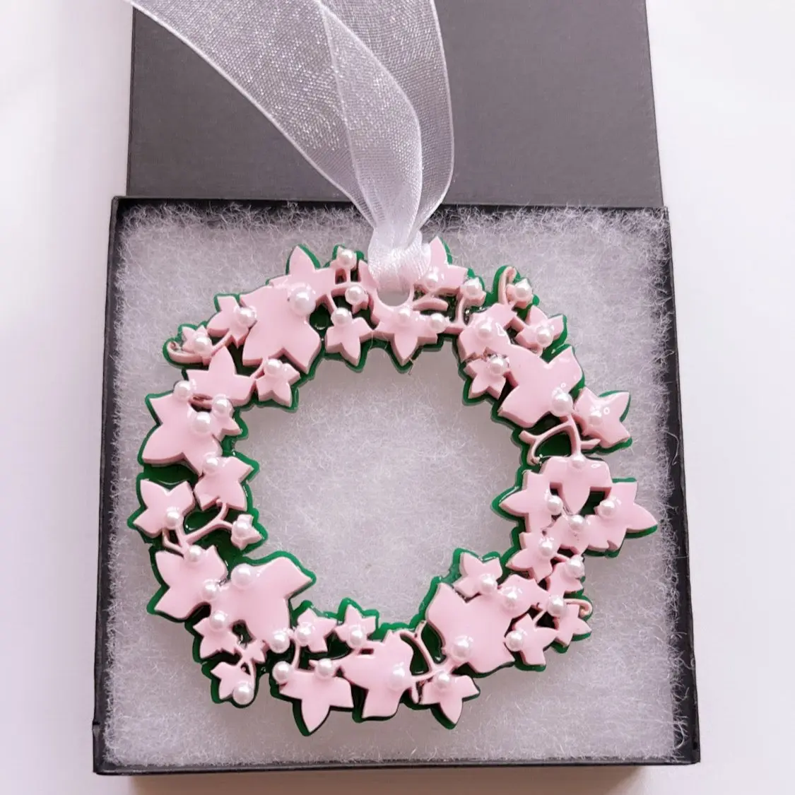 2024 Edition AKA Ivy Ornament – A Stunning Holiday Keepsake