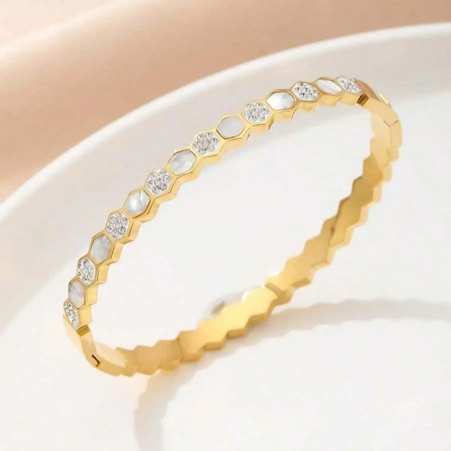 18K Gold Plated Honeycomb Hexagonal Bangle Bracelet 18K Gold Plated Honeycomb Hexagonal Bangle Bracelet