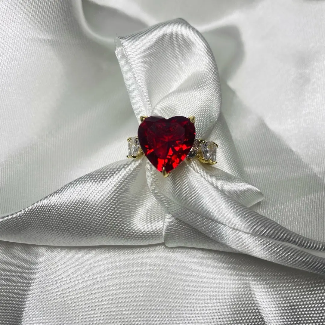 You gotta big Heart Ring