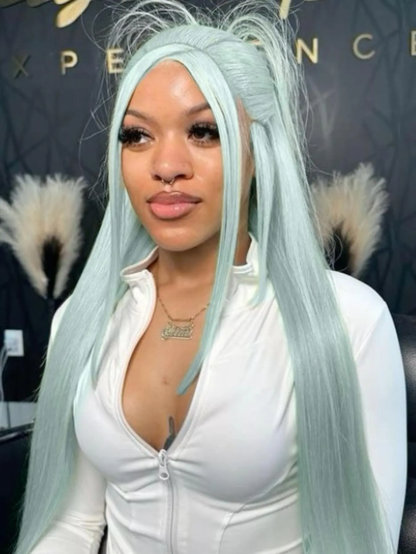 28 Inch Light Green Long Straight Wigs for Women, 13x4 Lace Area Gorgeous Fashion Fluffy Wigs without Bangs, Synthetic Material Lace Front Wigs for Party, Daily Use, Glueless Synthetic Fiber Wig