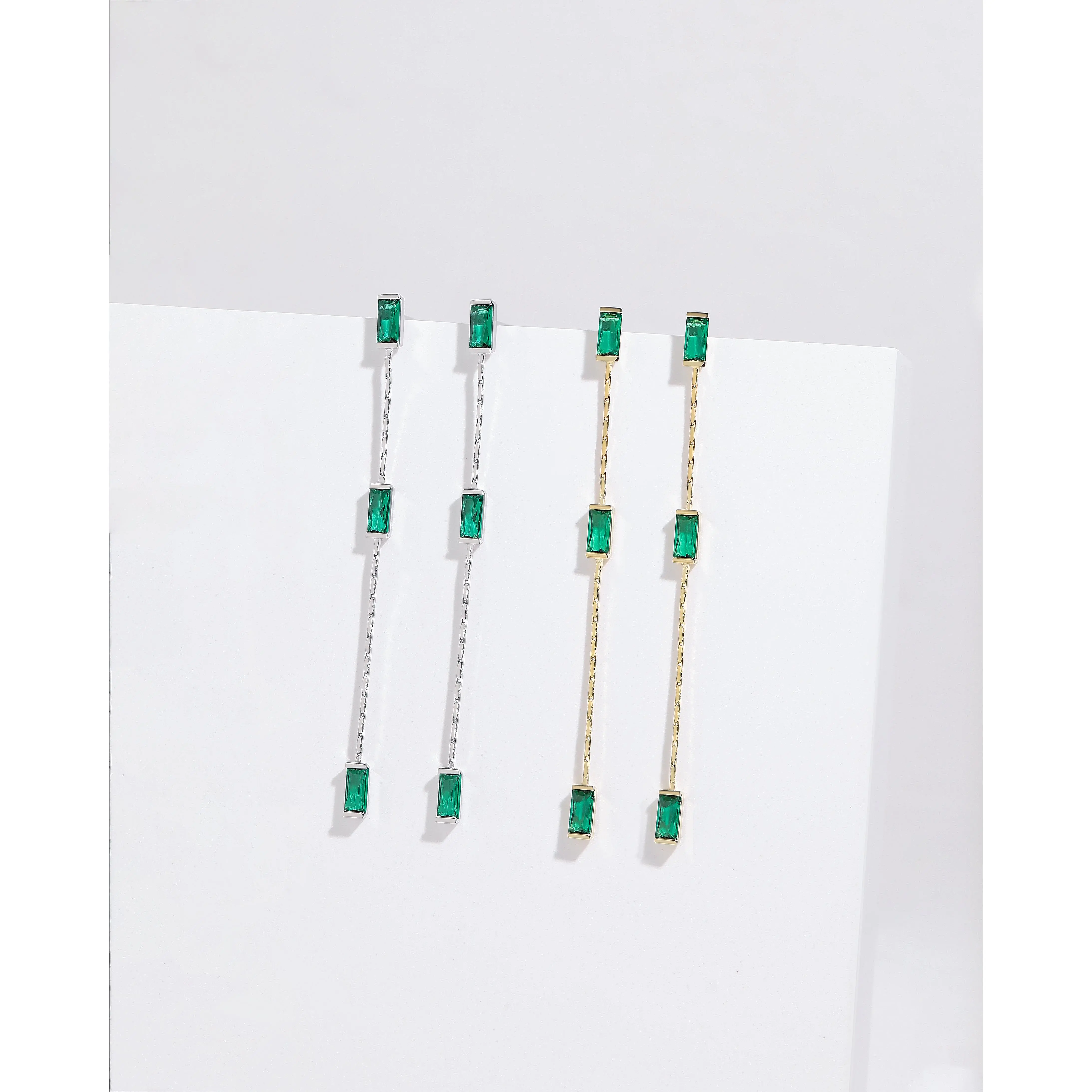 S925 Sterling Silver Minimalist Emerald Green Earrings