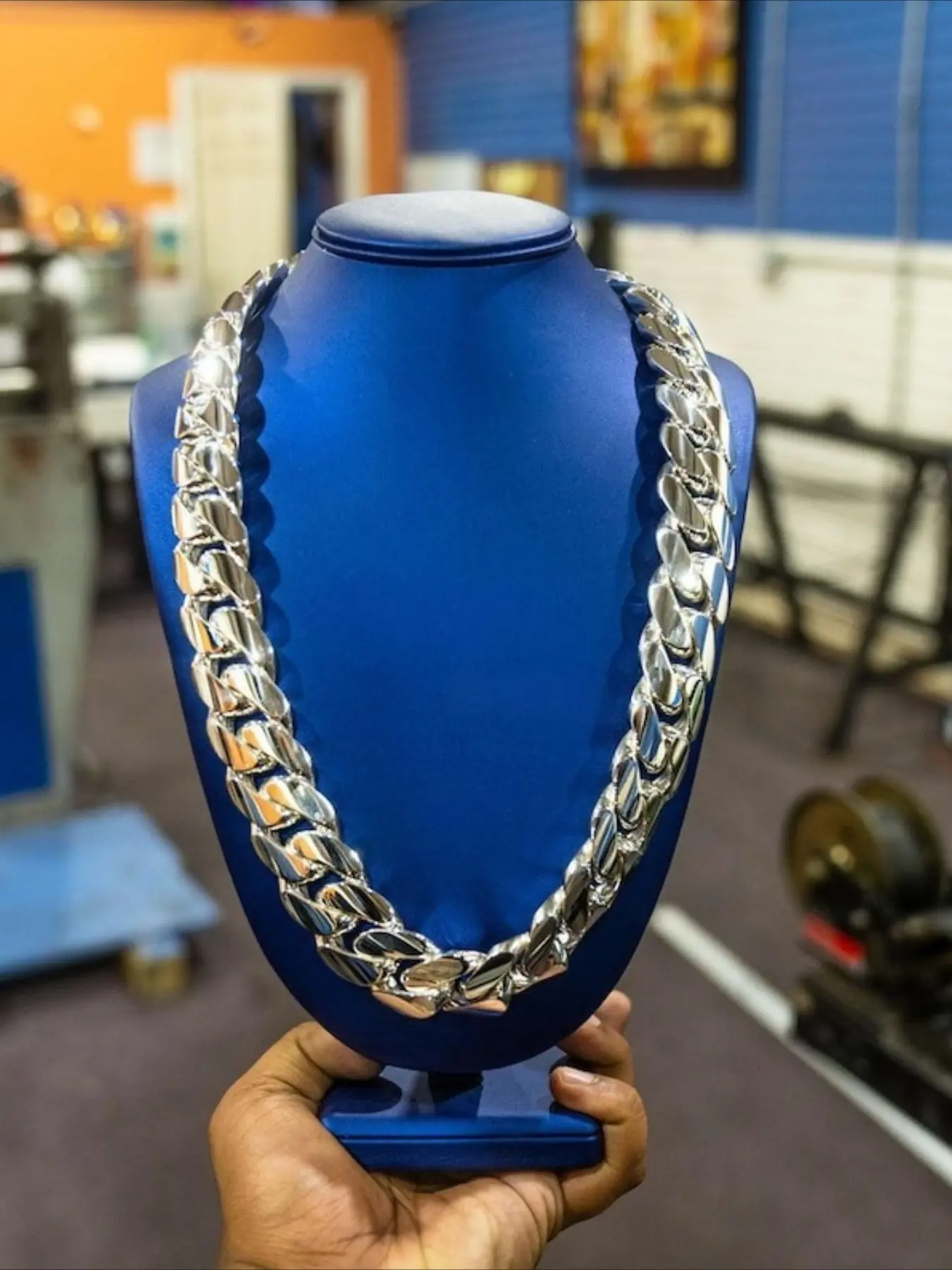22mm Custom Handcrafted Men's Cuban Chain Necklace, Cuban Link Design, Full Diamond Hip-Hop Style, High-End Ice Crystal, Valentine's Day & Easter Gift, Chunky Chain Necklace