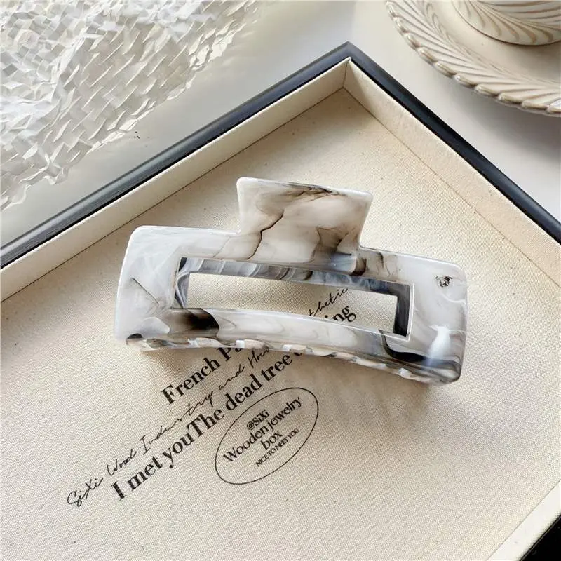 10.5CM square (gray halo)