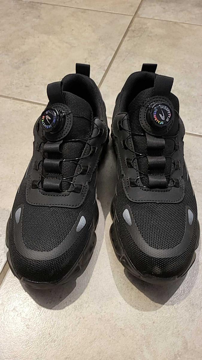 Item: black, US10(CN44)