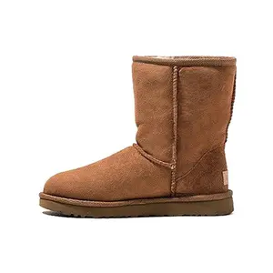 【UGG】Classic Short Sheepskin Lined Snow Boots for Women in Chestnut