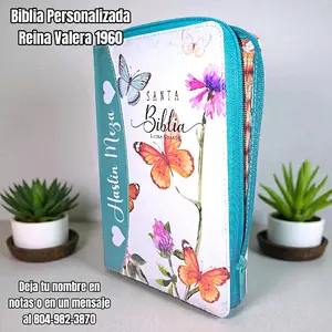Deniashop Biblia Personalizada Aqua de Mariposas Version Reina Valera 1960 Letra Grande de 12 Puntos Tamaño Manual en Idioma Español