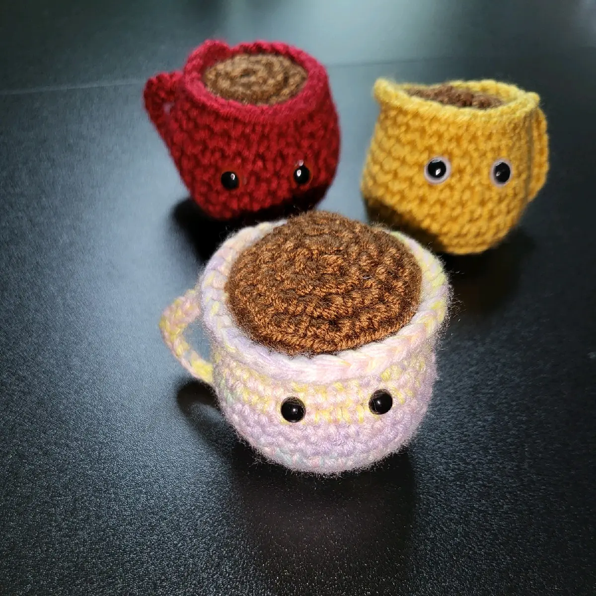crochet coffee/hot chocolate cup keychain