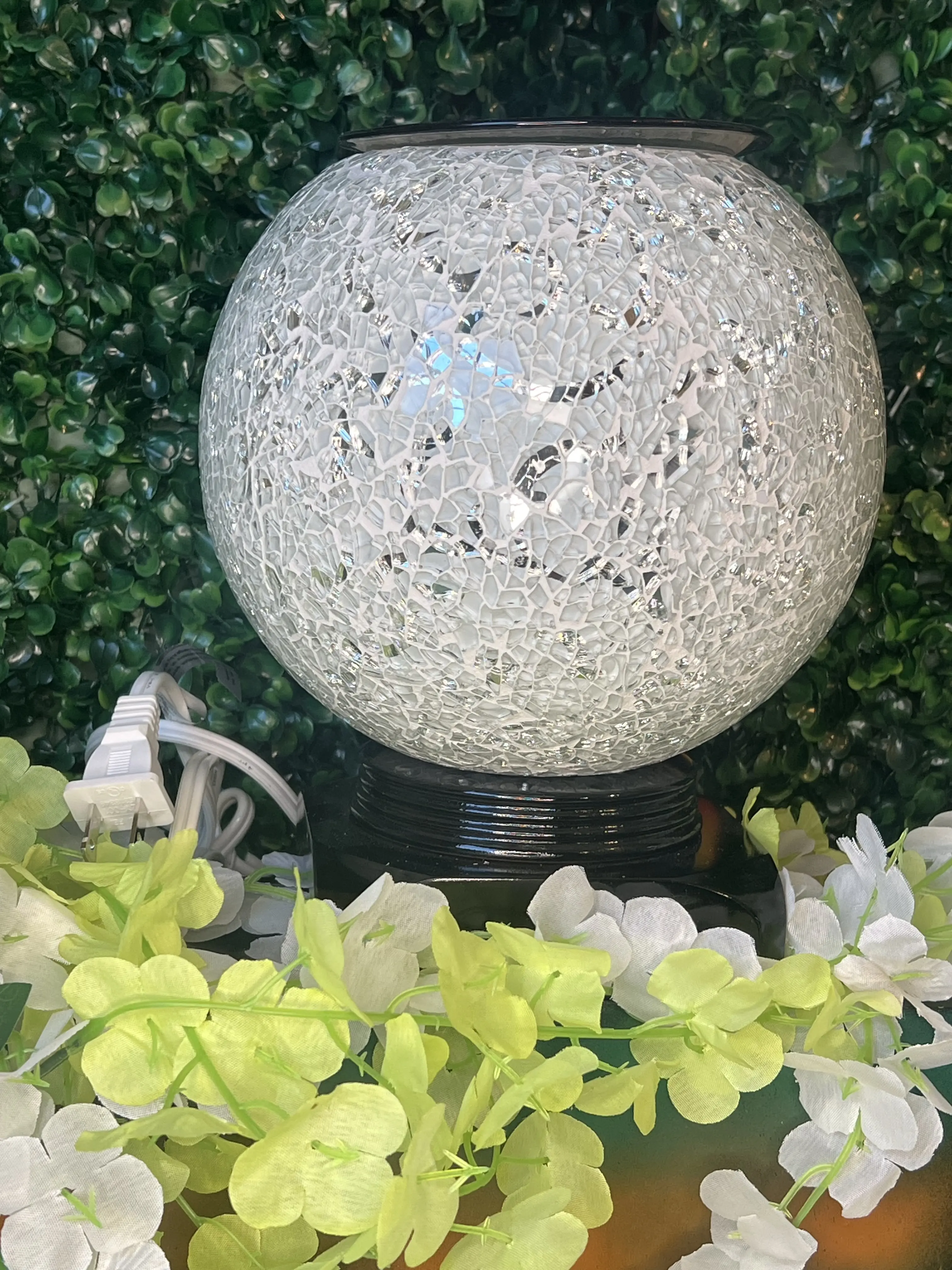 Large Globe Scented Aroma Lamp Diffuser - Premium Material, Grand Statement Piece, Radiant Inner Light Fragrance Freshener, Candle Warmer Lamp, Luxury Aroma Option for Elegant Home Décor, Candle Warmer Lamp Scented Oil Diffusers, Luxury Aroma Scented Oil
