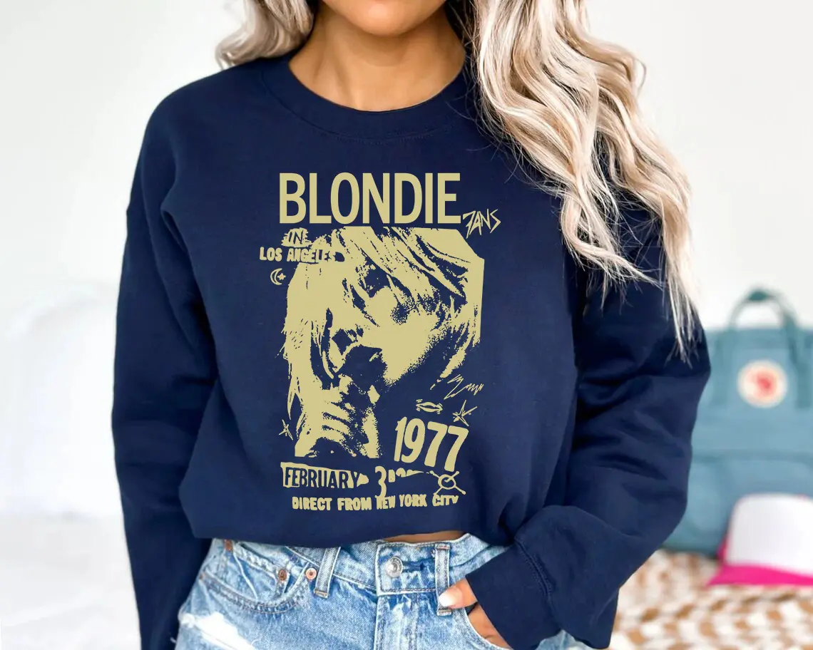 Blondie Stevie Nicks Vintage T-Shirt, Sweatshirt & Hoodie – Retro Valentine’s, Women’s Day & Birthday Gift, Iconic 70s-Inspired Apparel for Fans