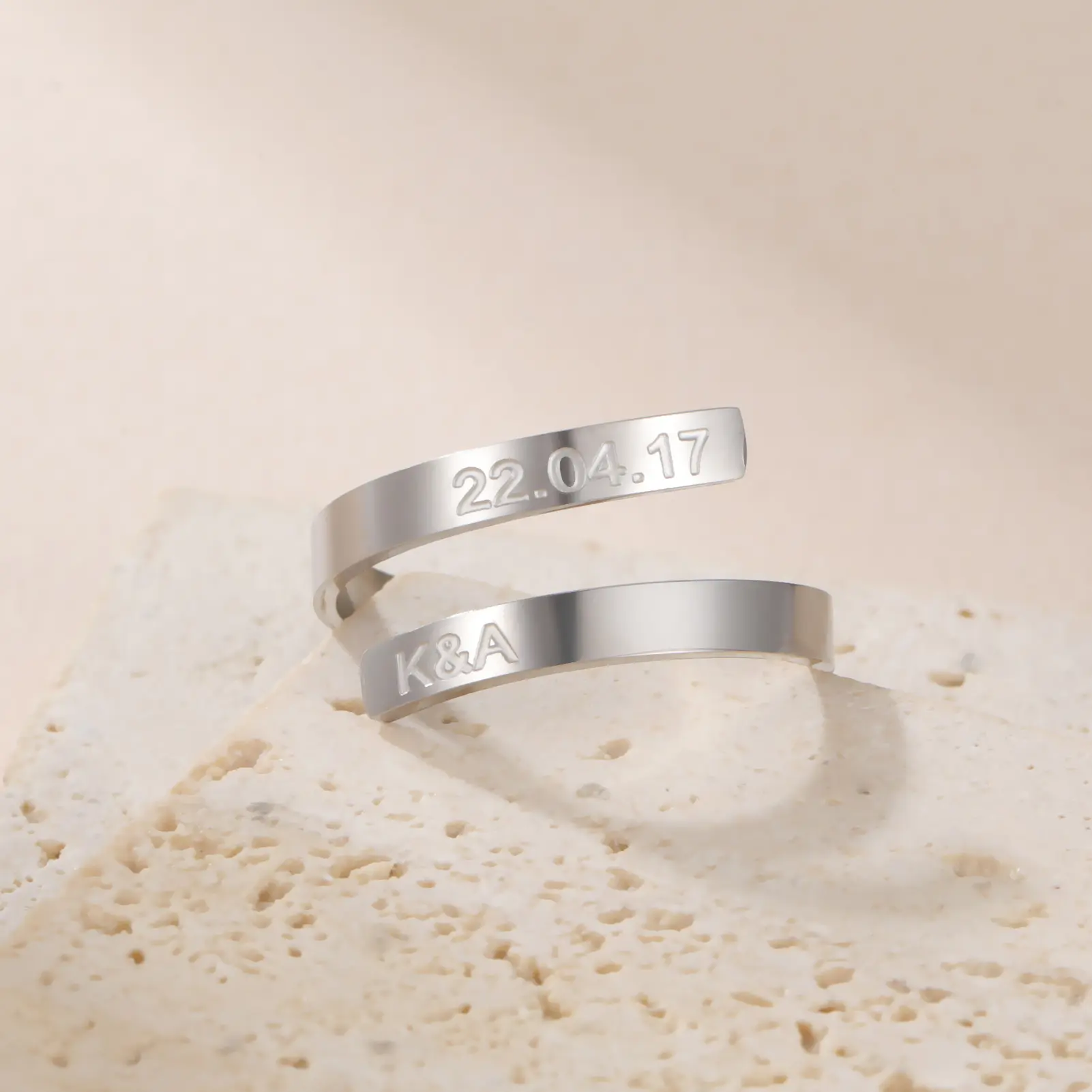 Cazador Customized Name Date Stainless Steel Rings for Women Men Personalized Geometric Dating Rings Wedding Jewelry 2026 Trendy