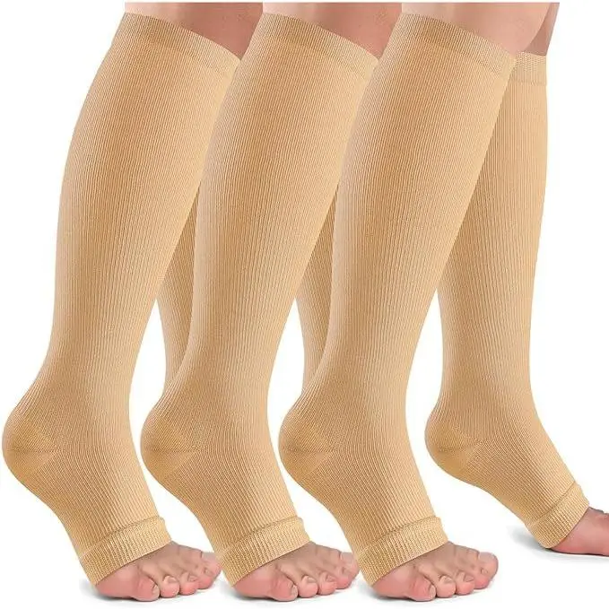 Skin tone with exposed toes in 3 pairs