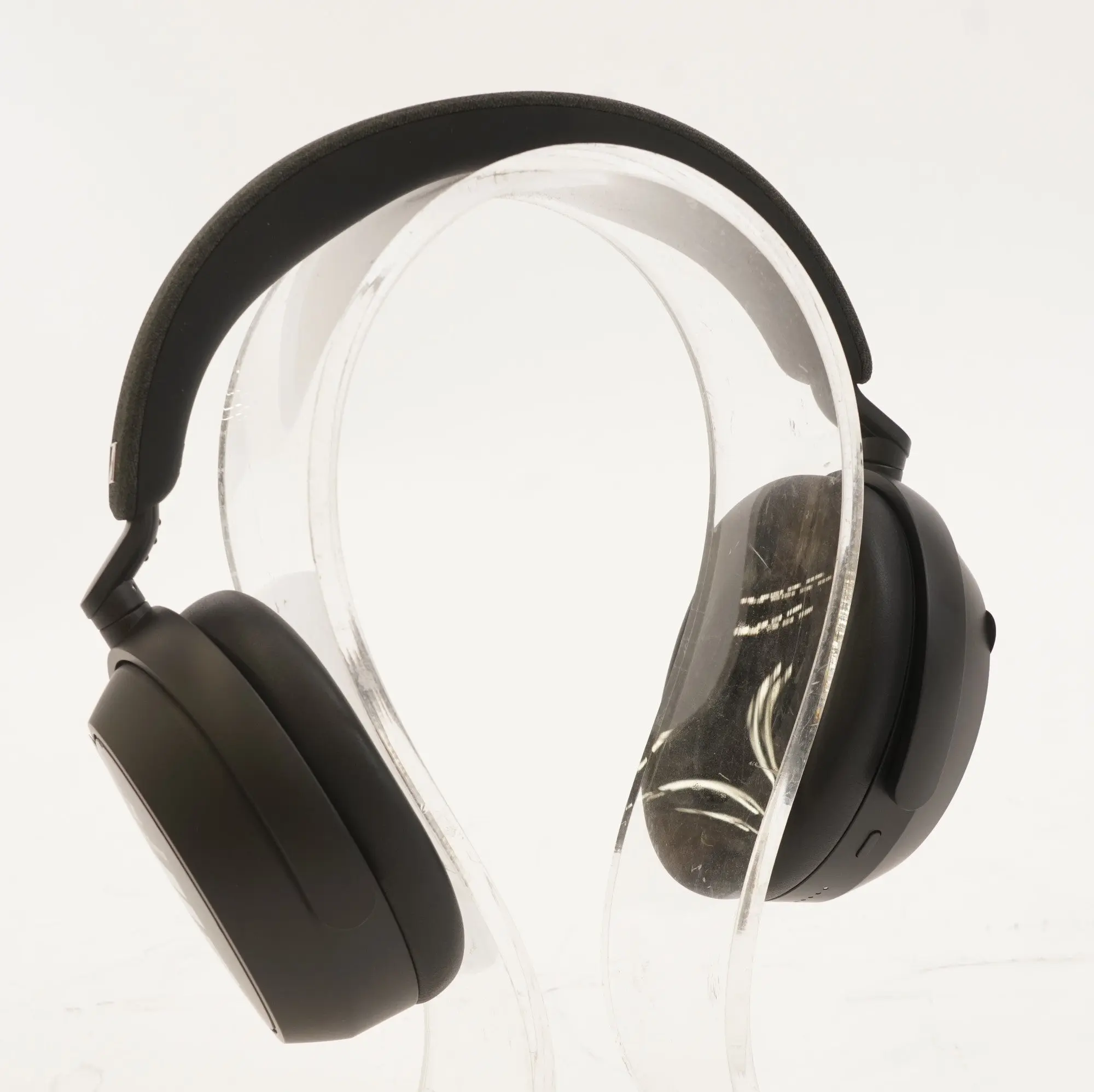 Sennheiser MOMENTUM 4 Noise-Canceling Wireless Over-Ear Headphones (Black) (Used)