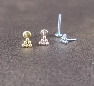 Small Triangle Cluster Labret Stud 16G, 18G, 20G Flatback Threadless Tragus Helix Push Pin Earrings Cartilage Flat Back Gold Tone Nose Stud