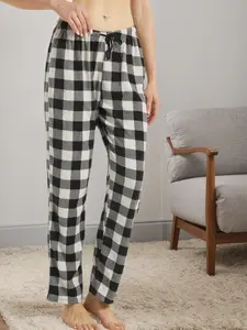 Women's Plaid Print Straight Leg Pants, High Waist Checkered Casual Wear, Fitted Winter, All Seasons Suitable, Womenswear