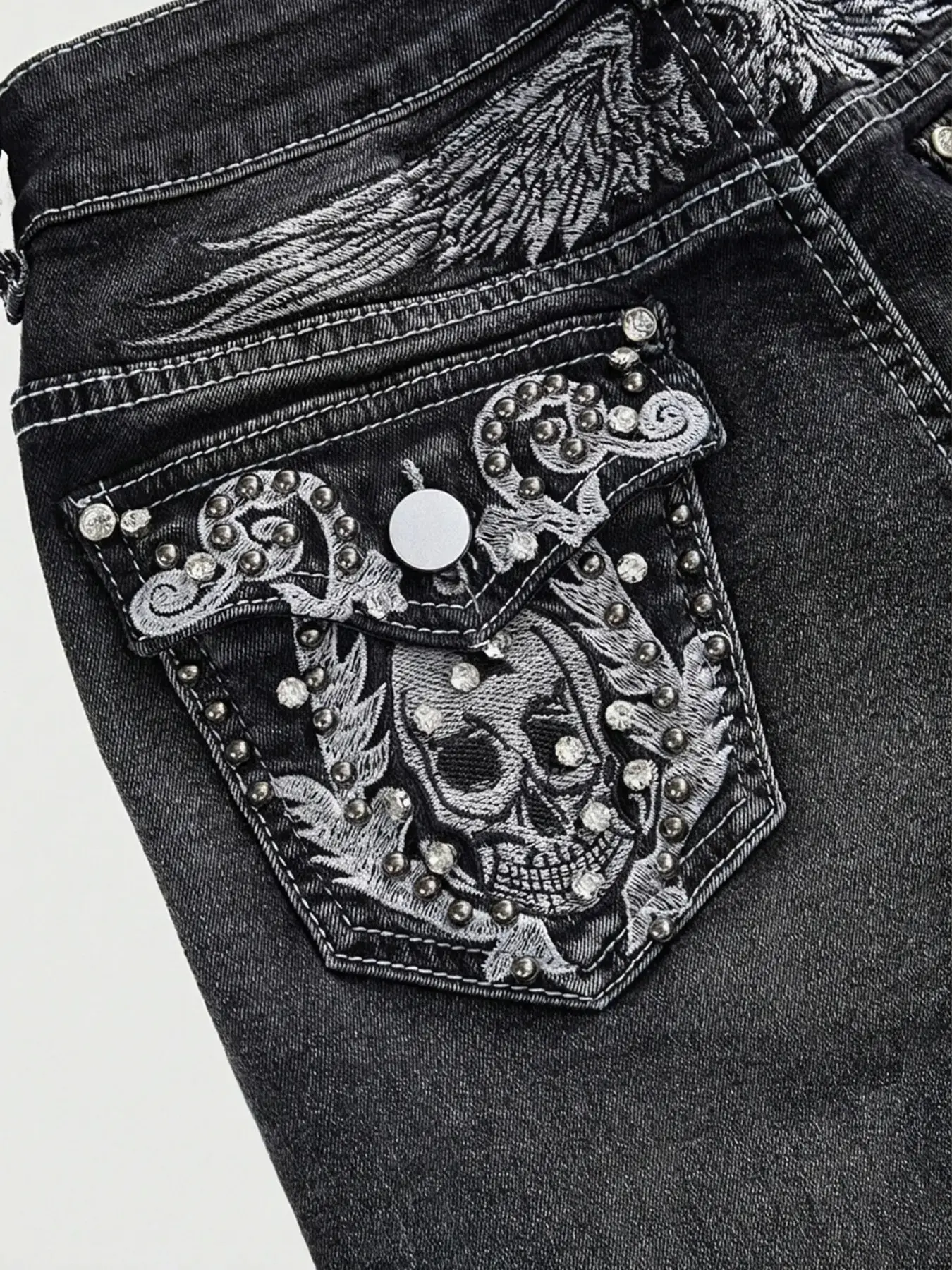 Women Y2K Wing Skull Embroidery Rhinestone Slim Fit Stretch Bell Bottom Flare Jeans Denim Trendy 2026