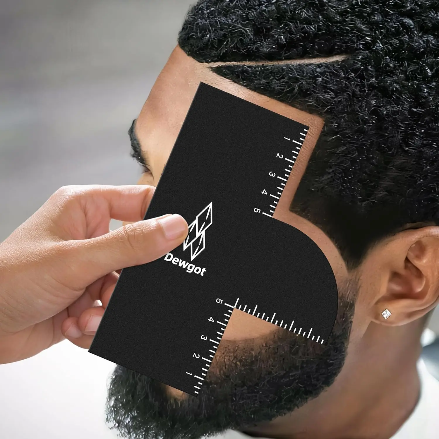 Enhancement Card for Barbers with Measurement Indicators, Reusable Barber Hairline Shaping Tool and Color Spray Edge Line Up Tool (1PCS)