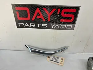 2017 Chevy SS Sedan RH Passenger Chrome Center Console Dash Applique Trim Panels OEM