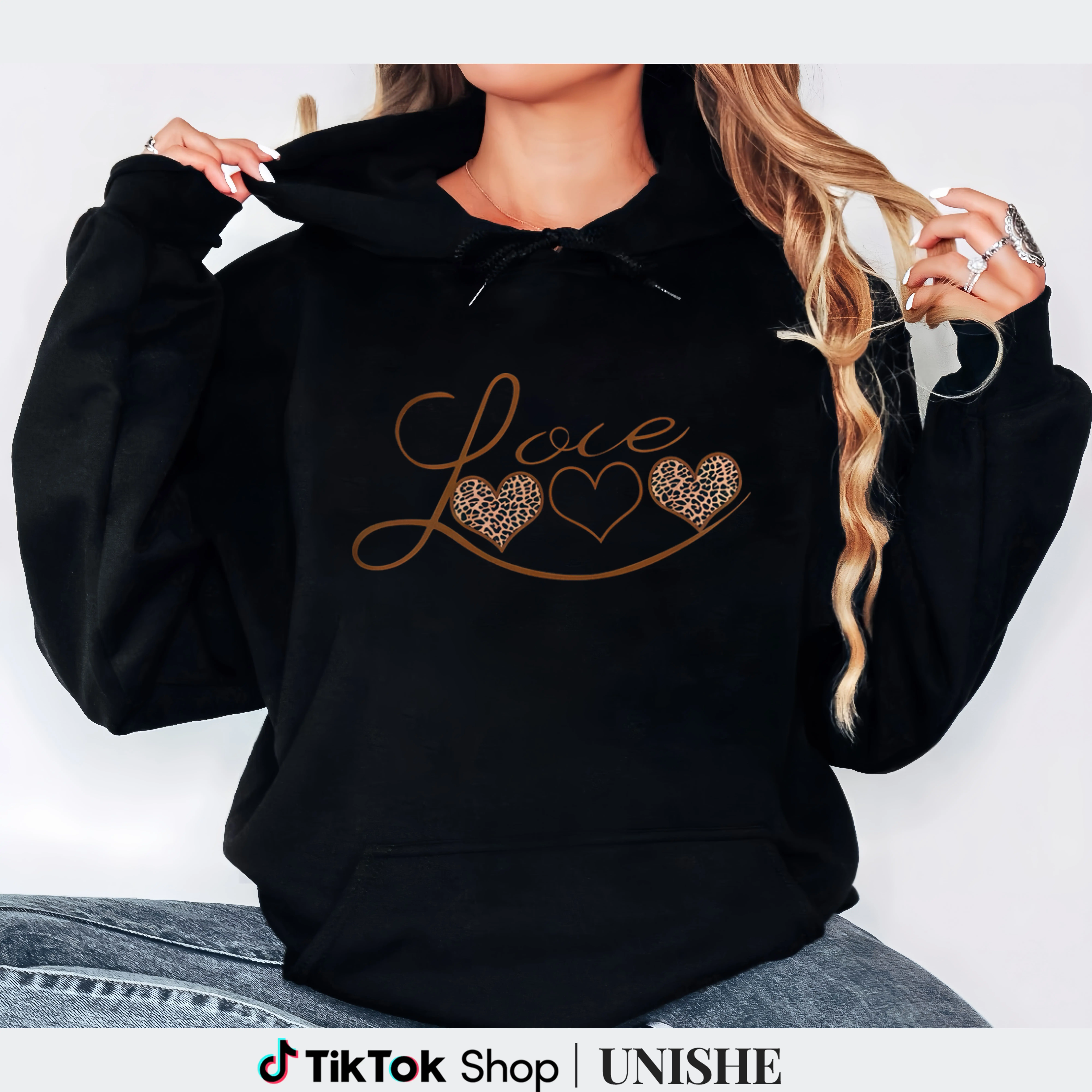 Love Graphic Hoodie with Heart Details – Cozy Long Sleeve for Relaxed Days Womenswear Sweatshirts Prints