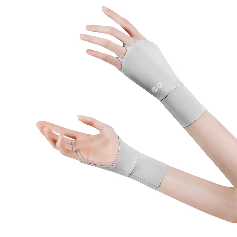 Half-Finger Ice Silk Golf Gloves for Men & Women, Lightweight UV Sun Protection Sports Gloves for Golfing, Traveling & Cycling, Golfers, Youth, Breathable, Male, Double-Layer, Outdoor, Sun Shield, Golf Accessories, Stretch Fit, Wrist-Length, Durable, Suns