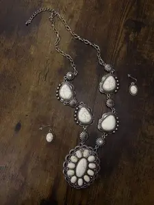 Ivory Western Statement Necklace Set with Vintage Silver Detail