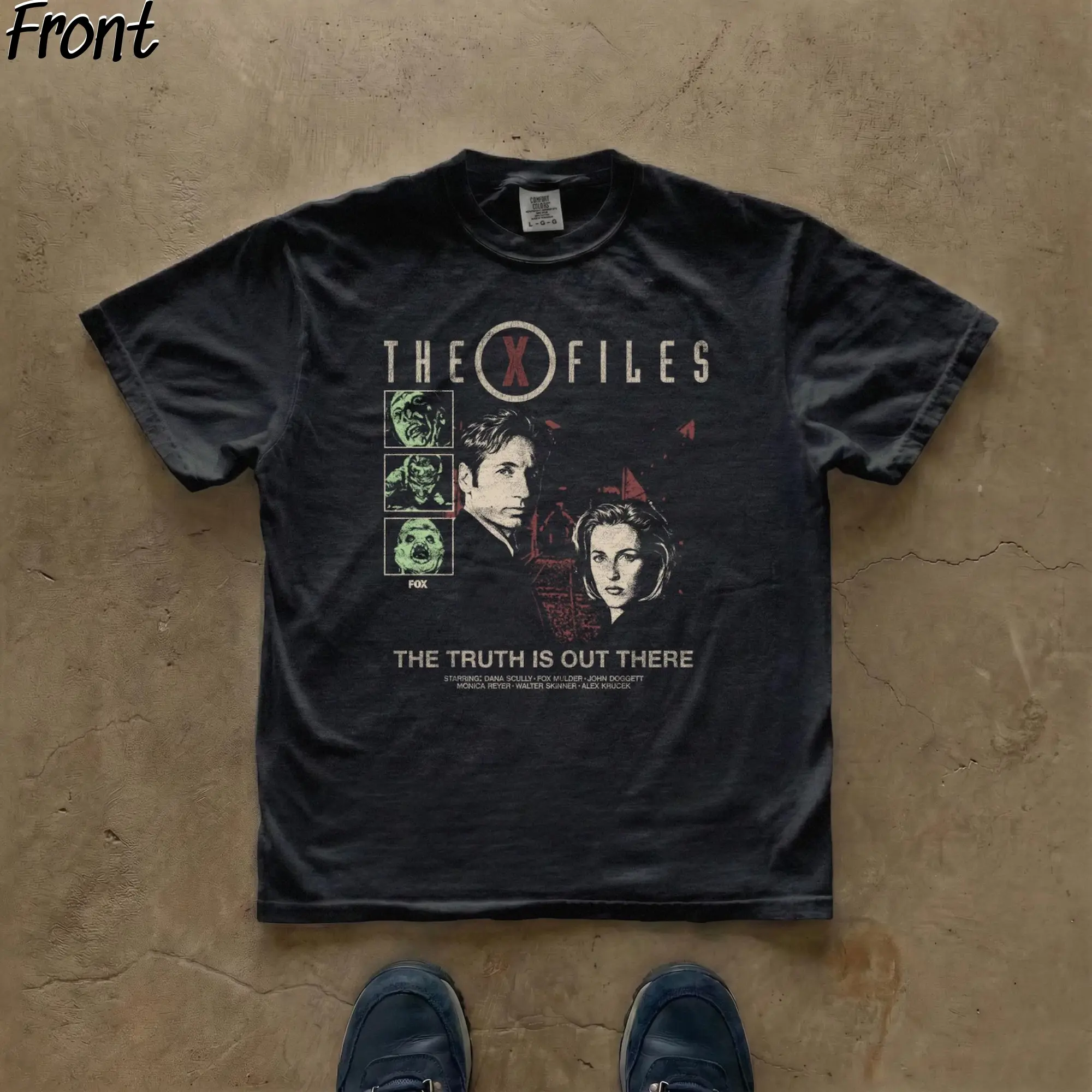 Vintage The Truth is Out There Graphic Tee, The X Files Movie Shirt, Fox Mulder & Dana Scully, Iconic Movie Shirt, Retro Sci-Fi Movies Tshirt, Perfect Gifts for Movie Lovers