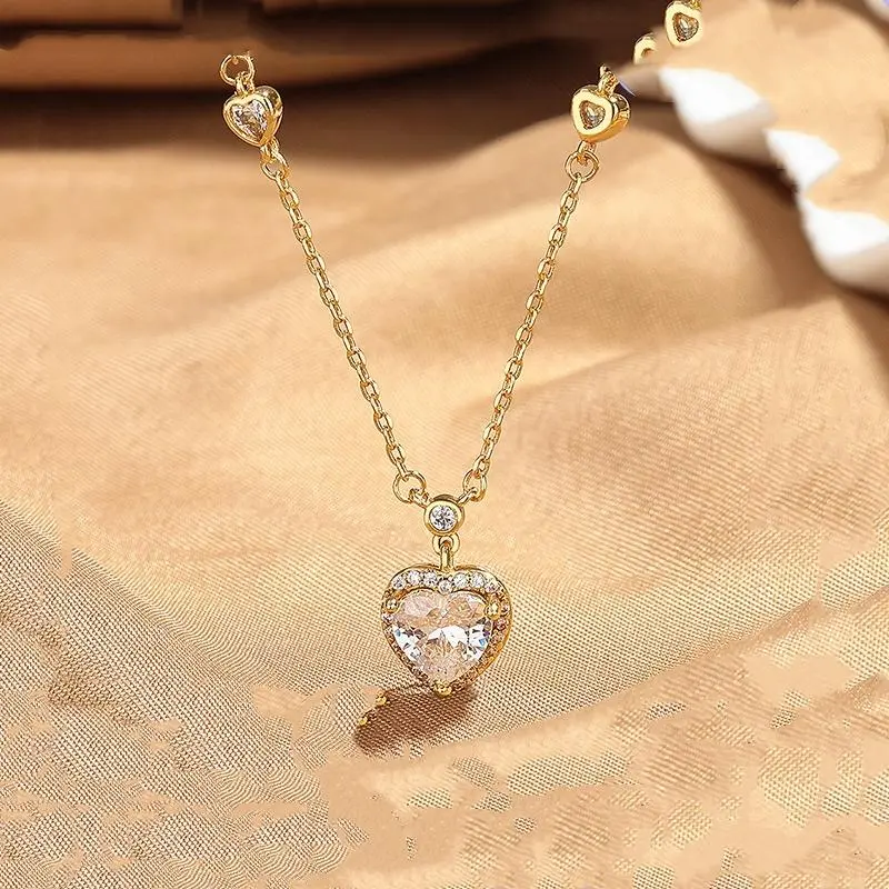 Minimalist Luxury Necklace for Women, Elegant Dainty Pendant Collarbone Chain, Trendy Statement Jewelry, Chic Everyday Accessory & Gift for Her