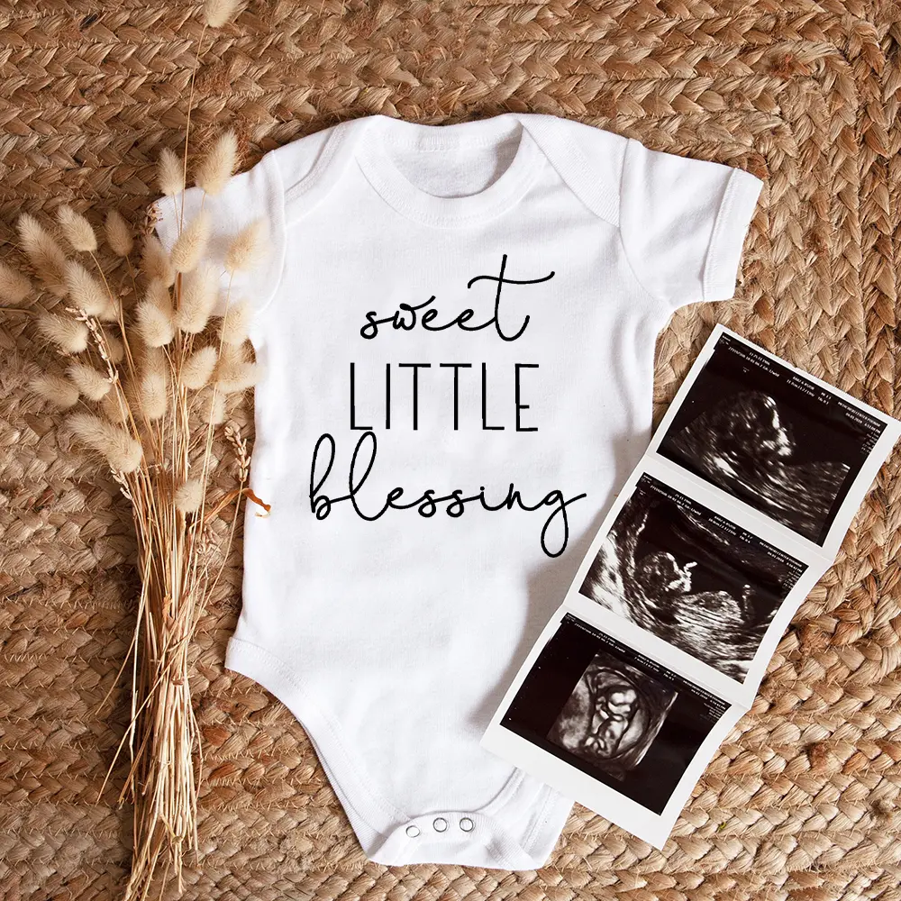 Unisex Solid Color Bodysuit - Newborn Short-Sleeve Romper, Kids' Fashion Top for Pregnancy Announcement