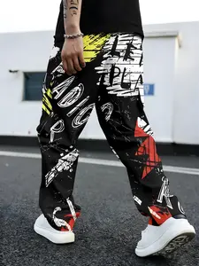 Men's cargo pants, one-piece color-block graffiti men's cargo pants, functional and individual style, multi-pocket design, black, white and red color blocking creates a visual impact, and large-capacity pockets meet daily commuting needs.