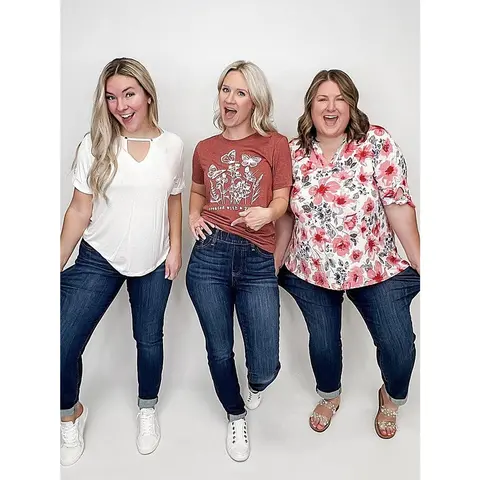 Judy Blue Women's Gracie High-Rise Slim Fit Pull-On Stretchy Denim Jeans - Dark Wash Cotton Blend Leg Bottoms, Comfortable, Curve-Flattering, Soft, All-Day Ease, Plus Sizes 14W-18W-20W-24W, Casual for Coffee Runs