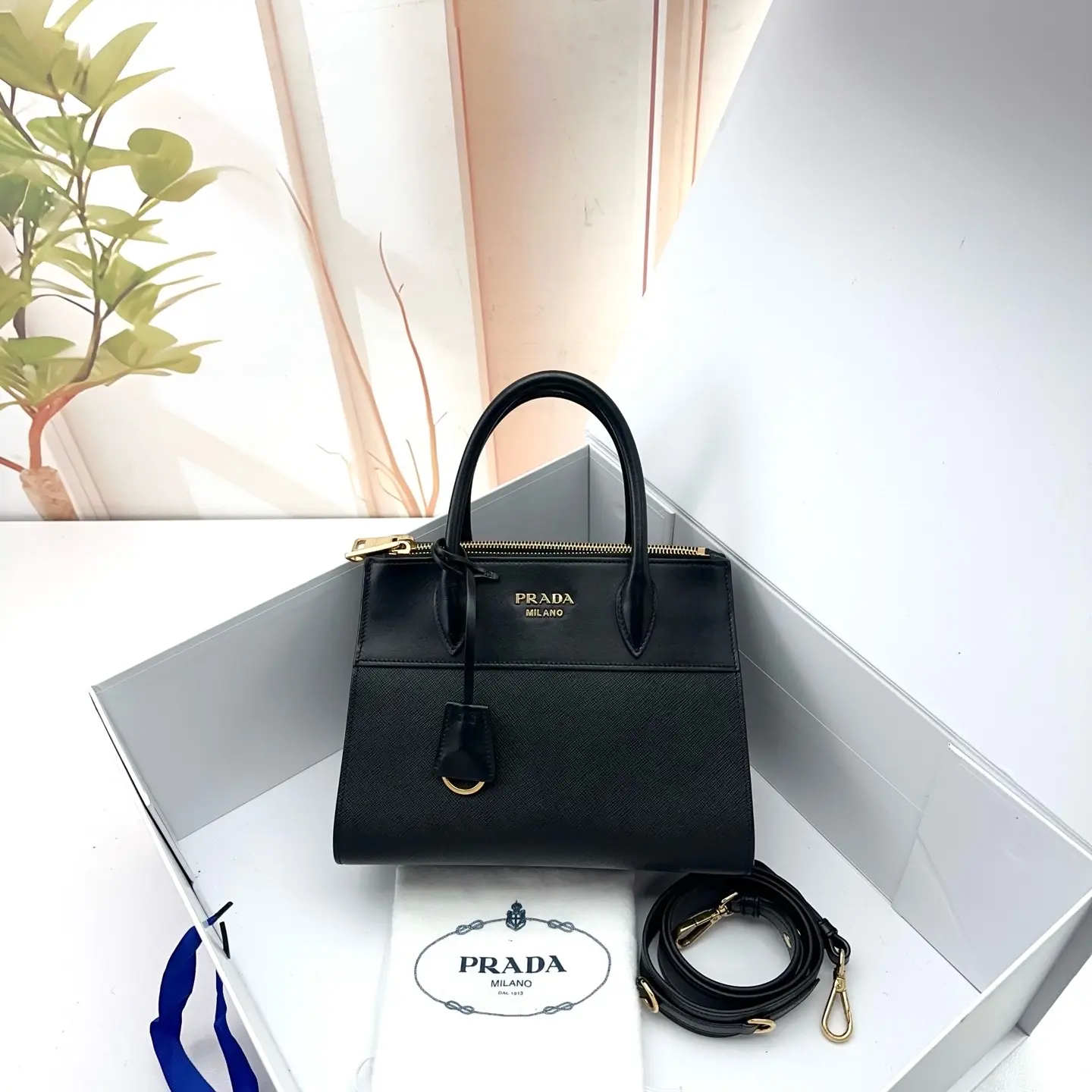 Pre-owned PRADA Grained Leather Top Handle Satchel Bag 0810 raye 21493845