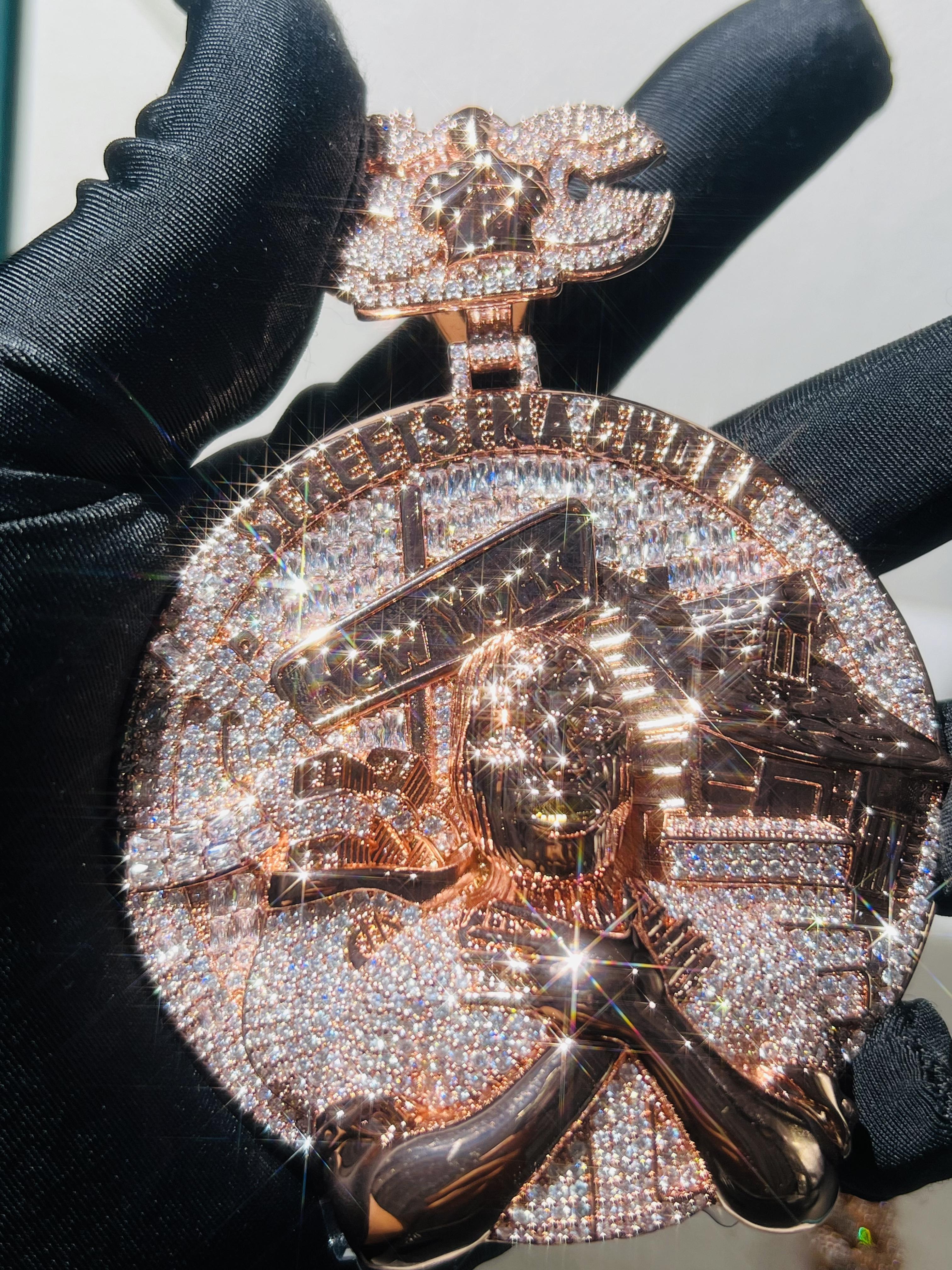 Custom 3D character design ice diamond pendant with claw setting craftsmanship, icy luxury, 18K gold-plated hip-hop style full crystal D VVS, unisex party accessory