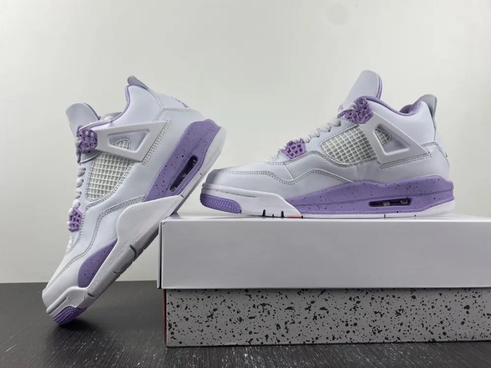 Lavender Mid Top Basketball Sneakers, Purple Speckled Midsole Retro Cushioned Street Athletic Shoes